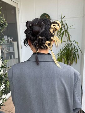 バルス(BLS) 【るん】カチモリお呼ばれヘア　個性的　ヘアアレンジ