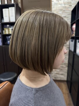 ミルクティーベージュ