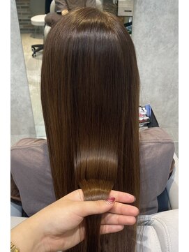 スライバイリアオオサカ(Sly By Ria OSAKA) 美髪矯正 【大阪】【梅田】