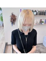 リシェイルノイ(RICHAIR.NEU) ホワイトブロンド☆ボブ