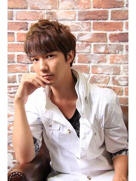 クオンヒール 堺筋本町店(QUON HEAL) スペインカール/スパイキーショート/フェザーパーマ/シャドウ