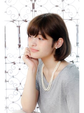 メルクマール(MERKMAL) シネマティックな大人フレンチボブ。