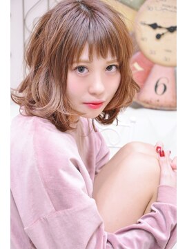 メイズ(MAZE) 小顔外ハネウェーブミディ【メイズ東中野・鍛原志行】