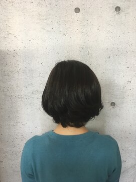 オーヴォ ヘアデザイン(OOVO HAIR DESIGN) ショート