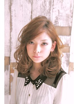 ノックス NOCKS(南流山駅前店) 風に自然となびく、柔らかさと女性の強さを表現しました