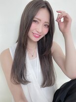 シェルター バイ トウキョウ(Shelter by TOKYO)&nbsp;ツヤ髪×ストレート