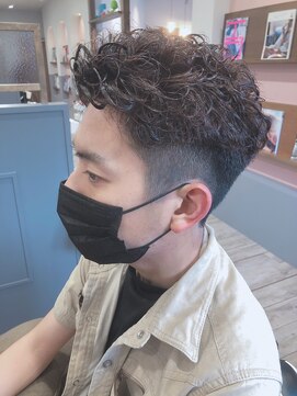 リヴァイヴ(revive) カット+カラー+パーマ