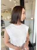切りっぱなしボブ　アッシュベージュ