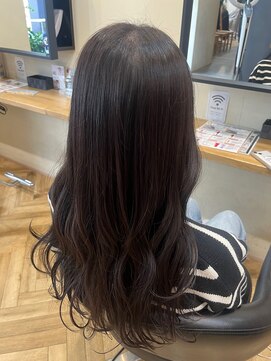 アルター(aL ter) 暗髪カラー［イメチェン/ハッシュカット/似合わせカット］