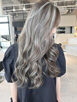 リア 布施店(Lia)&nbsp;ハイライト　ホワイト