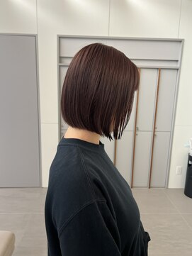 ローレンアオ(LOREN AO) 黒髪/ボブルフ/ネビージュ/小顔/ワンレン/ 矢場/髪質改善/前髪