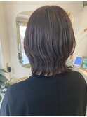 外ハネくびれミディ/ウルフ/クラゲヘアー透け感グレージュカラー