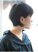耳かけショートボブ