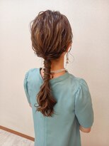 ブライト(bright)&nbsp;シンプルローポニー/ウェーブ/ポニーテール