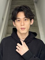 クロト(Clotho) センターパート/フェザーパーマ/波巻きツイストスパイラル