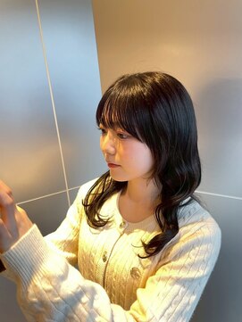 流せる前髪あり韓国風ゆるふわロング