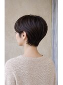 大人の上品ショートヘア