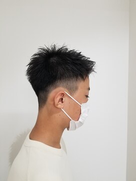 シュール センター南(SURREAL) 刈り上げスタイル