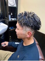 ヒロギンザ 秋葉原店(HIRO GINZA)&nbsp;メッシュ×ツイストスパイラルパーマフェードでイカしすぎた結果