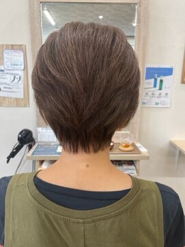 サクラ(SAKURA) カラーを楽しむ素敵ショート！