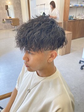 ブランチオム 宇佐店(branch homme) ツイストスパイラル×スキンフェード