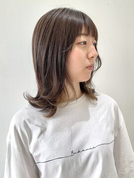 フォーク FOLK 【FOLK】赤みなし透明感グレージュ☆似合わせ外ハネミディアム♪