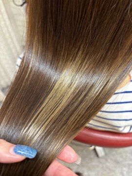 ロマンヤカタ ファース(ROMAN YAKATA fars) 髪質改善トリートメント@田島(2024/9)