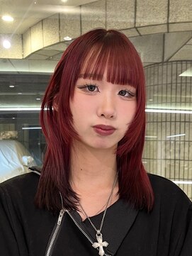 ダブ アオヤマ(DaB AOYAMA) ボルドーカラーブリーチカラーハイトーンカラー顔まわりレイヤー