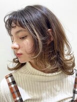 ピークアブー 原宿ハラカド(PEEK-A-BOO)&nbsp;ウルフレイヤー /くせ毛 /オン眉 /ハイライト /簡単スタイリング