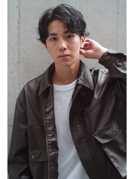 レジュアル(RESSUAL) ナチュラルパーマツーブロック繋がる刈り上げ