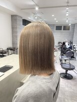 アンダーバーホワイト(_WHITE)&nbsp;ミルクティーベージュ