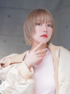 シャロン(SHARON) 【SHARON】ハイトーンショート×ベージュカラー