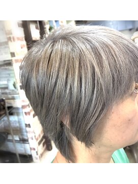 プチルポ(Petit Repos) ブリーチオンカラー