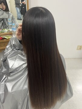 トゥ ルーチェ(tu.luce) 美髪ストレート