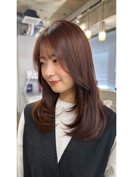 リラ バイ クオーレ(LIRA by CUORE) ～ブラウンカラーに顔周りレイヤーカット～