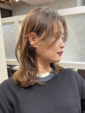 フォート(FORT) ミディアムレイヤー/バタフライレイヤー/ハッシュカット