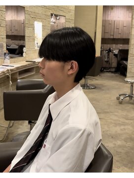 ヴォアソルヂェ オリエンタル(Voasorte ORIENTAL) 【VoasorteORIENTAL】刈り上げないマッシュ