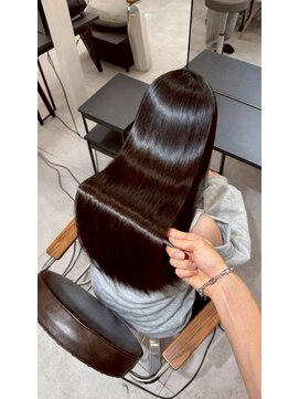 シェノン 西梅田(CHAINON) 髪質改善/縮毛矯正/レイヤーカット/くびれヘア/西梅田