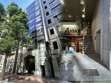 ロンドガーネット 池袋(Lond garnet)の雰囲気（[左]建物外観(6F)　[右]入り口池袋東口グリーン大通り沿いです!）