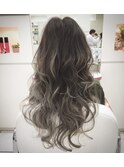 グレージュグラデーションカラー