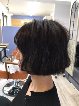 カーム(Calm) 短めbob