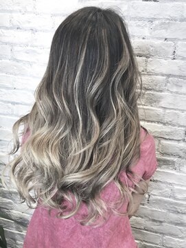 ヘアーローラン 横浜(hair LORAN yokohama) 大人かわいいマーメイドアッシュバレイヤージュ☆