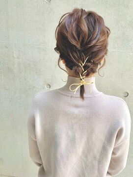 ディア(.eer) ミディアム × 編み下ろし // 三つ編み紐アレンジ**°