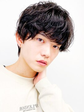 オートゥール(hair room Auteur) 20代30代30代メンズフェザーマッシュ束感アッシュ好感度