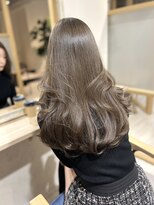 ルル(loulou)&nbsp;loulouルル　イルミナミルクティー　ブリーチなし艶ロング　薬院