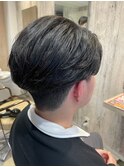仕事にも最適な毛流れリバースパーマ センターハウス