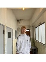 チャプター 問屋町(chapter)&nbsp;スパイキーショートブロンドベージュケアブリーチダブルカラー