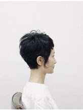 イトウ(ITOH) 髪のクセをいかしたショートカット