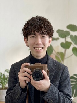 レボ 神宮寺店(Revo) 扱いやすい。シャドウパーマ