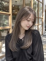 クシェル バイ リリア(kuschel by LILIA.)&nbsp;顔まわりカットのストレートロング